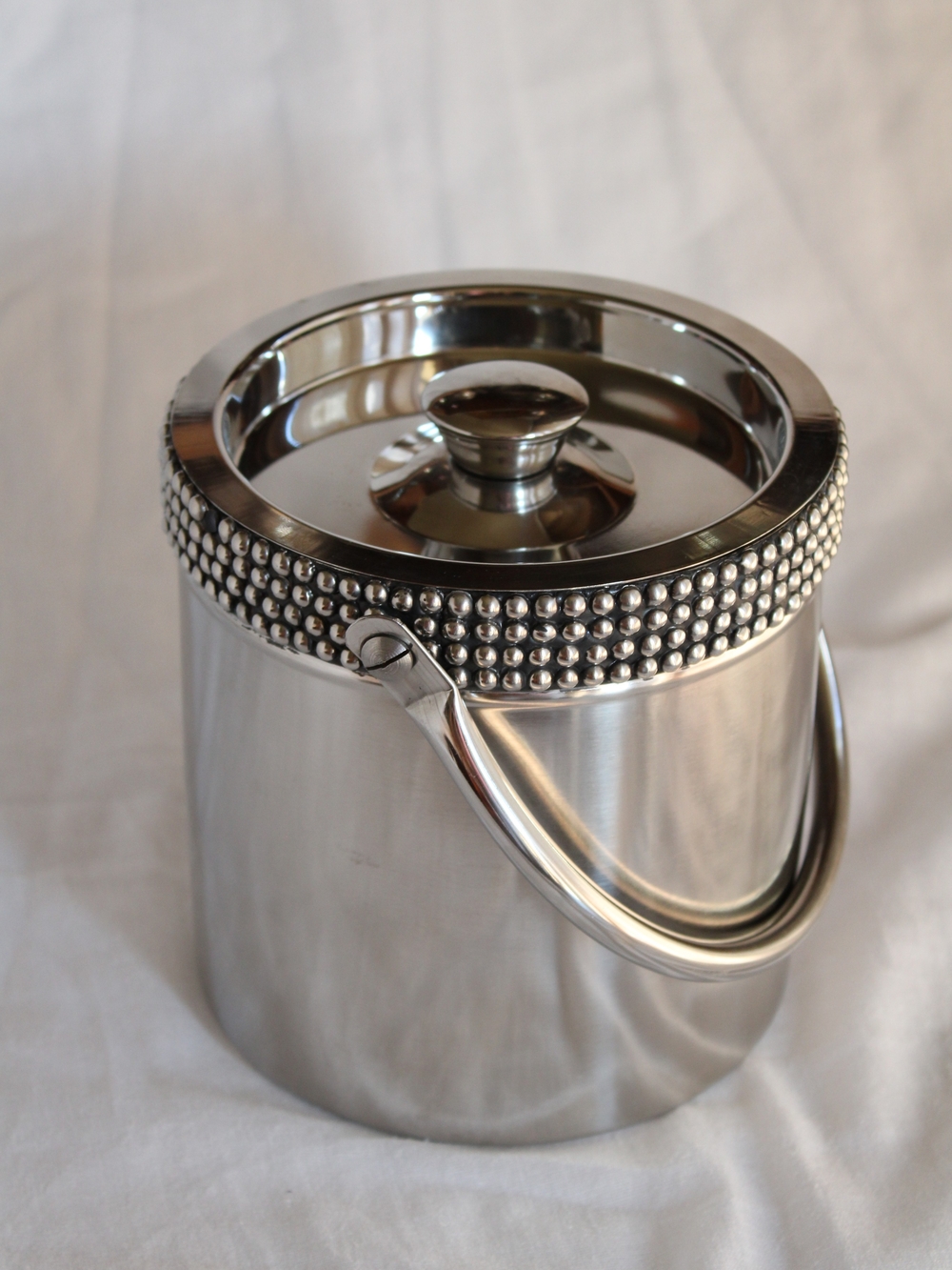 Cynthia ROWLEY Stainless Steel Ice Bucket with Studded Rim and Handle - Picture 2 of 10